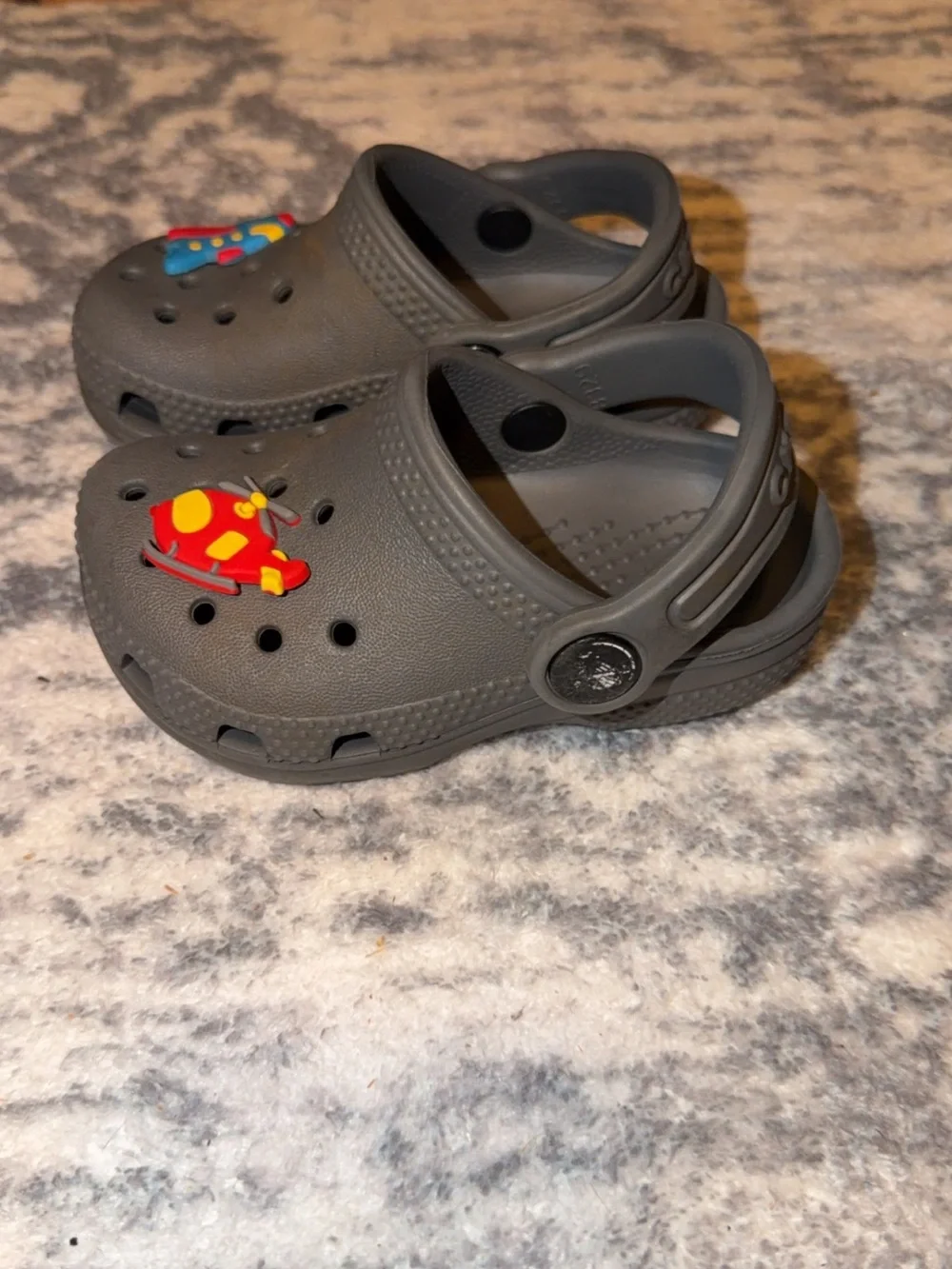 CROCS Kids Gray Classic Clogs with Colorful Plane Charms